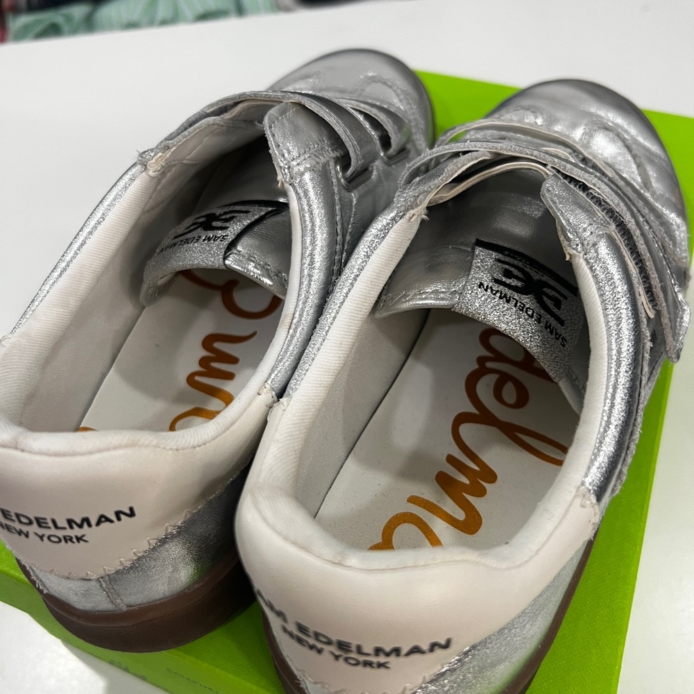 Sam Edelman Women’s Silver Velcro Sneakers with Gum Sole, Talia, size 8.5 - Picture 5 of 7